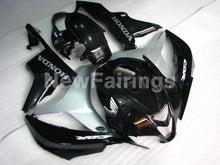 Charger l&#39;image dans la galerie, Black and Silver Factory Style - CBR600RR 07-08 Fairing Kit