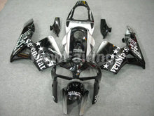 Charger l&#39;image dans la galerie, Black and Silver SevenStars - CBR600RR 05-06 Fairing Kit -