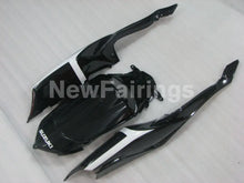 Charger l&#39;image dans la galerie, Black White Corona - GSX-R600 08-10 Fairing Kit - Vehicles