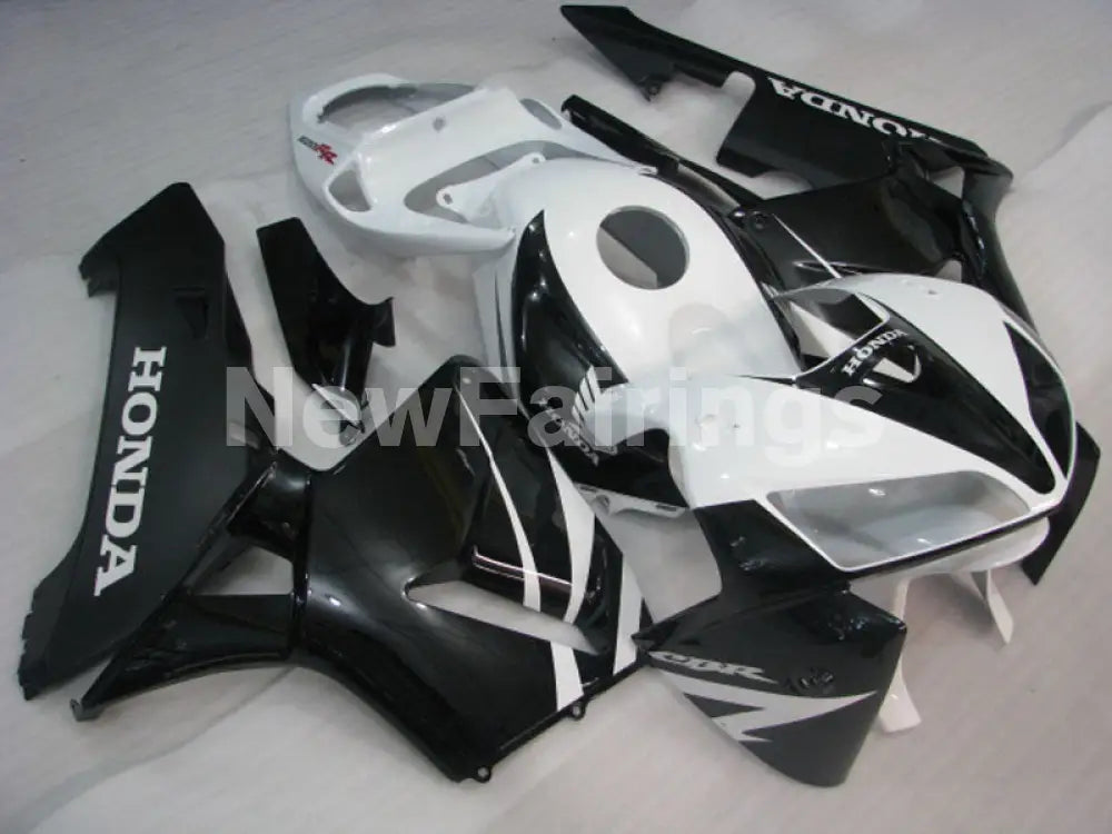 Black and White Factory Style - CBR600RR 05-06 Fairing Kit -