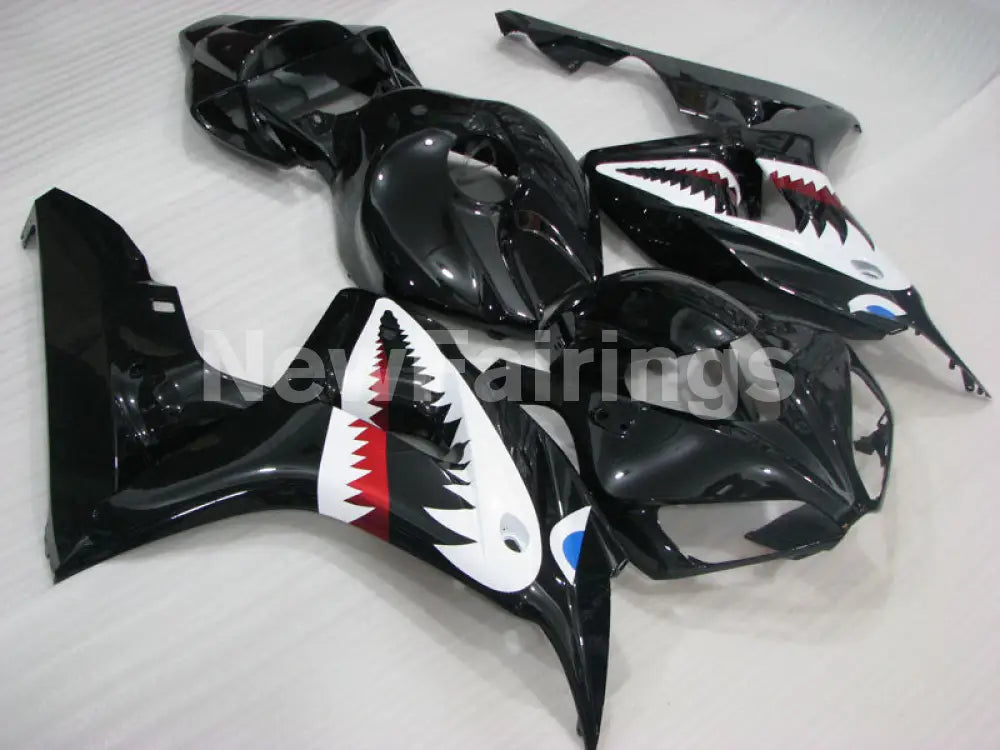 Black and White Shark - CBR1000RR 06-07 Fairing Kit -