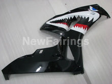 Charger l&#39;image dans la galerie, Black and White Shark - CBR1000RR 06-07 Fairing Kit -