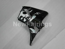 Charger l&#39;image dans la galerie, Black and White Skull - CBR600RR 05-06 Fairing Kit -