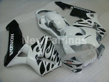 Charger l&#39;image dans la galerie, Pearl White and Black Fire - CBR600RR 03-04 Fairing Kit -