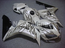 Charger l&#39;image dans la galerie, Pearl White and Black Grey Flame - CBR1000RR 06-07 Fairing