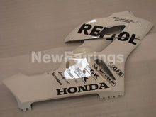 Charger l&#39;image dans la galerie, Pearl White and Silver Repsol - CBR1000RR 04-05 Fairing Kit