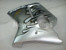 Charger l&#39;image dans la galerie, Silver and Black Flame - CBR 1100 XX 96-07 Fairing Kit -