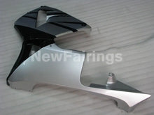 Charger l&#39;image dans la galerie, Silver and Black Factory Style - CBR600RR 05-06 Fairing Kit