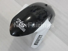 Charger l&#39;image dans la galerie, White and Black Beacon - GSX-R750 11-24 Fairing Kit