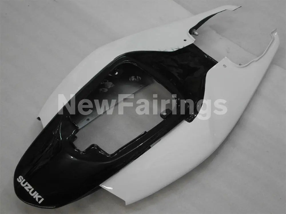 White and Black Factory Style - GSX-R600 06-07 Fairing Kit