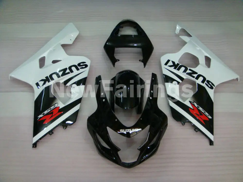 White and Black Factory Style - GSX-R600 04-05 Fairing Kit -