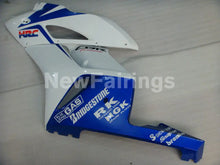 Charger l&#39;image dans la galerie, White and Blue Red HRC - CBR1000RR 04-05 Fairing Kit -