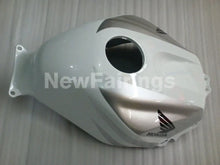 Charger l&#39;image dans la galerie, White and Silver Repsol - CBR600RR 05-06 Fairing Kit -